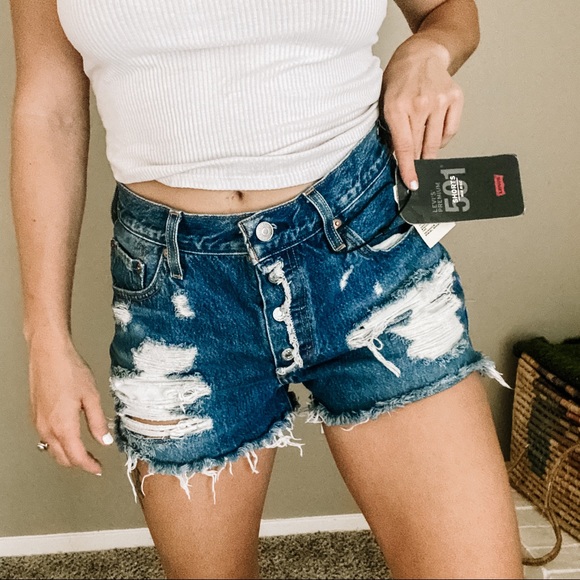 Distressed Levi’s - Picture 2 of 5